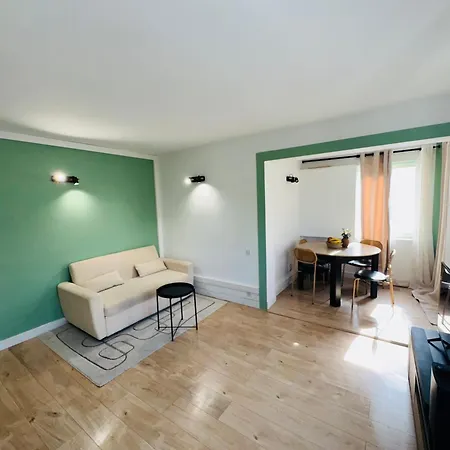 Golfe-juan Gem, Pool&beach Apartment Vallauris