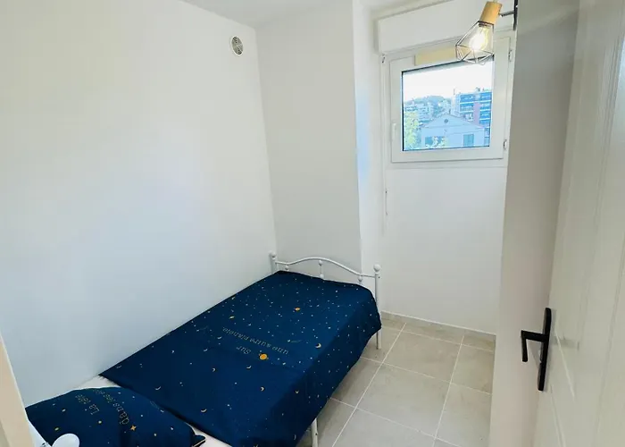 Golfe-juan Gem, Pool &