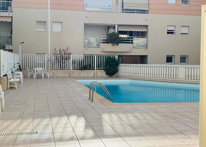 Golfe-juan Gem, Pool & *